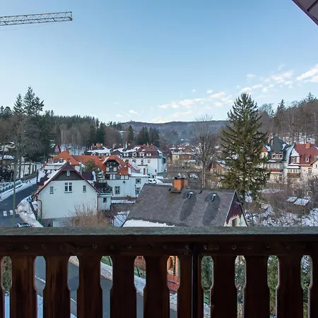 Apartment Apart-invest Gimnazjalna 8 *